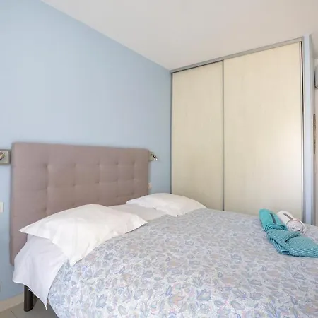 2 Confort * Nîmes