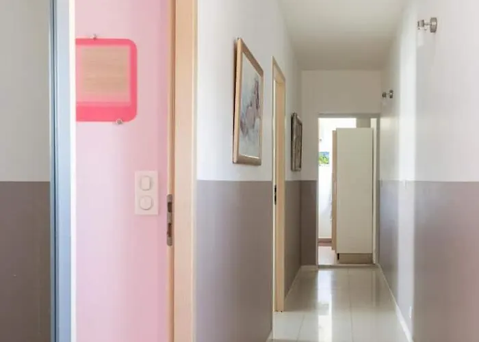 Holiday home 2 Confort Nimes